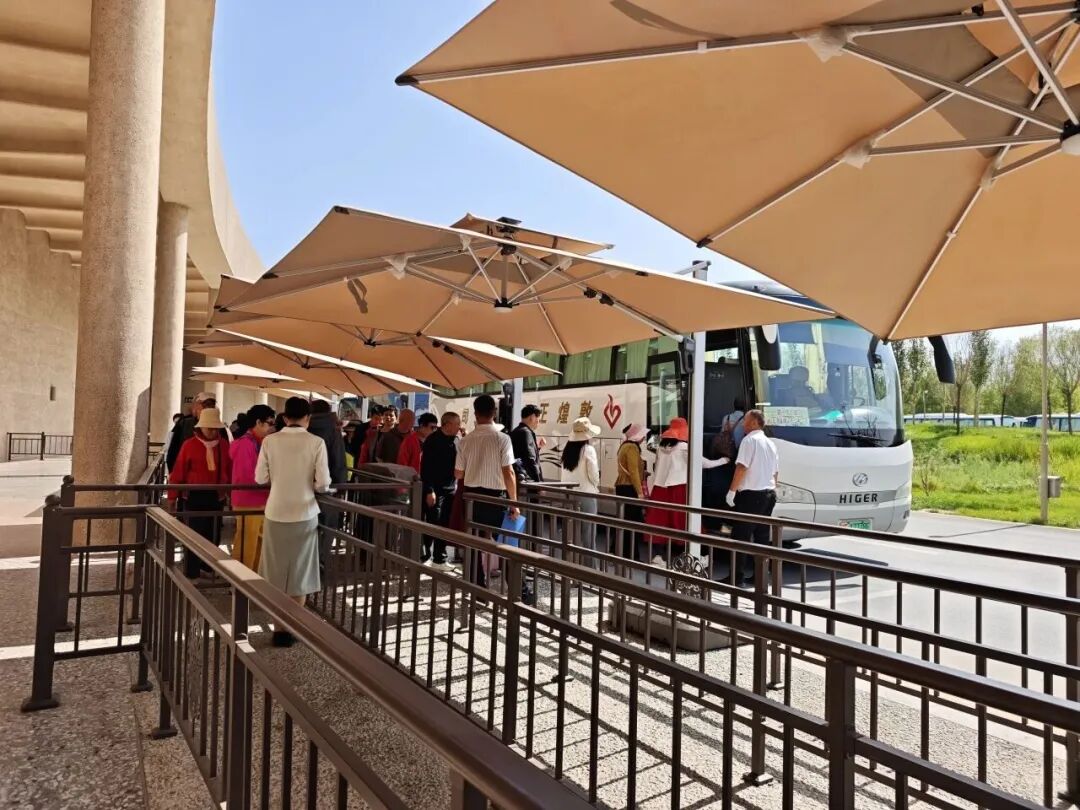 Building 2 shuttle boarding area